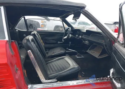 1967 Ford Mustang z USA, uszkodzony, nr VIN 7F03T219921